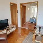 Lejlighed Deranja