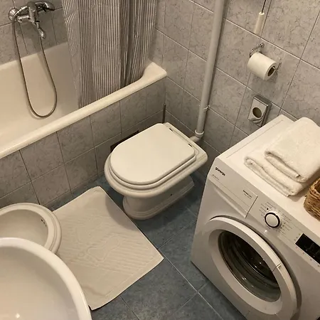 Deranja Apartment *
