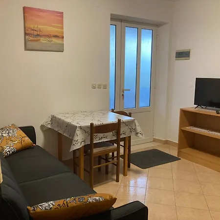 Deranja Apartment *